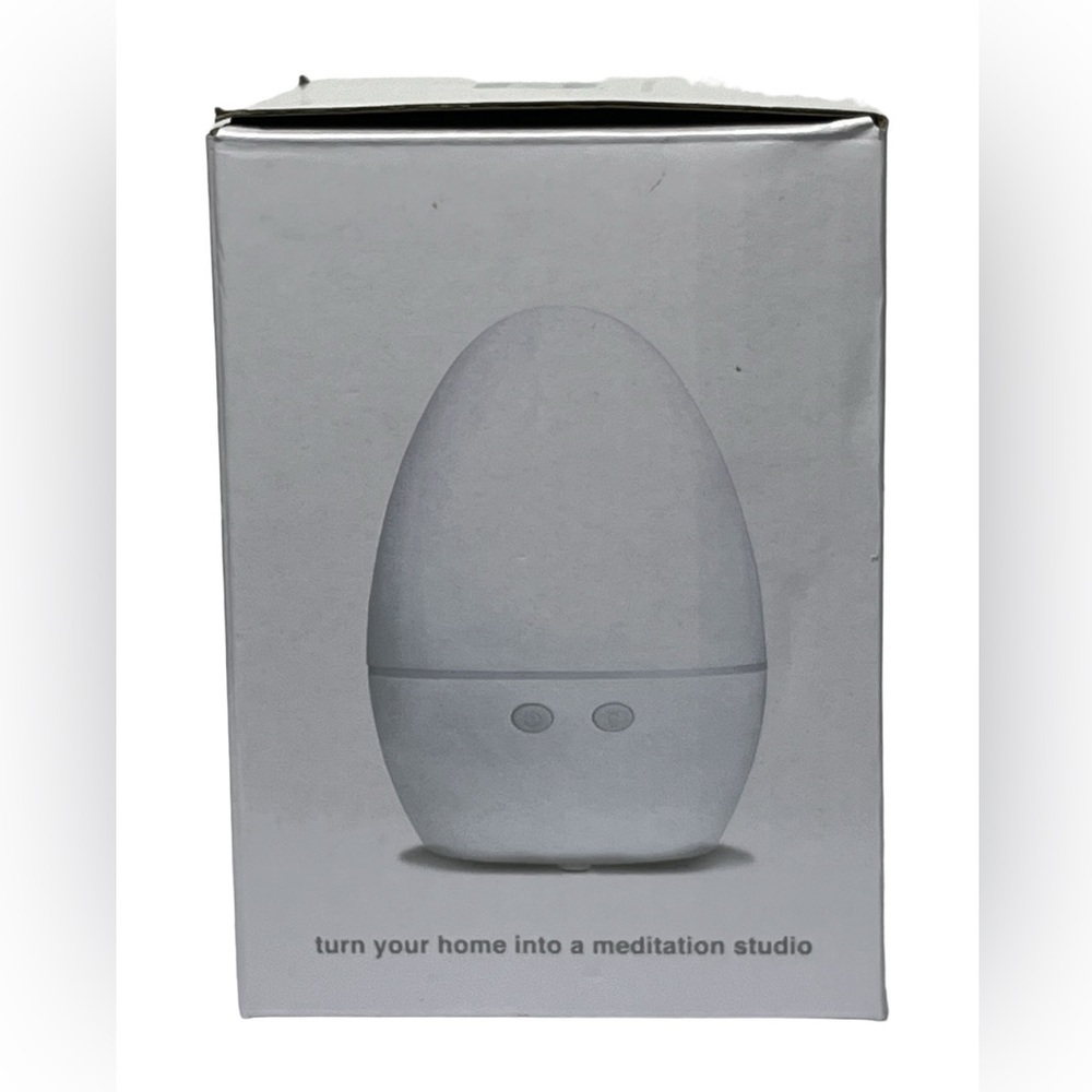Unplug Meditation Essential Oil Diffuser White With Orange Essential Oil‎